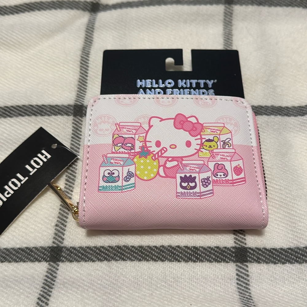 Super Cute Hello Kitty and Friends small wallet, NWT